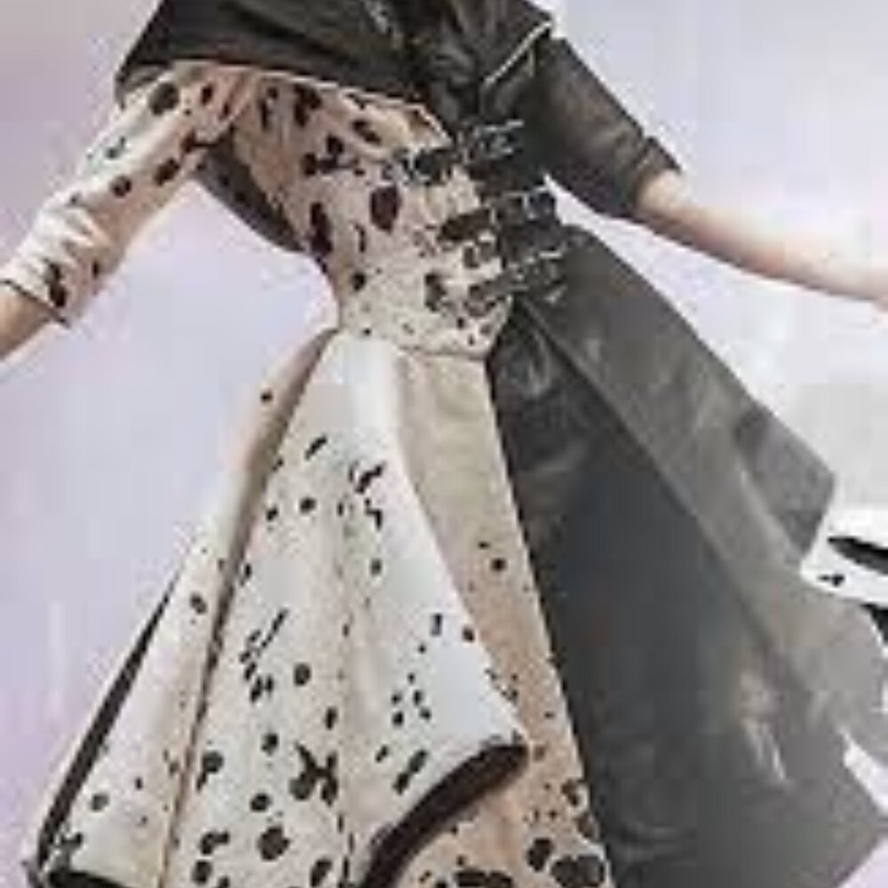 Elegant Two-Tone Black and Cream Fit & Flare Dress
